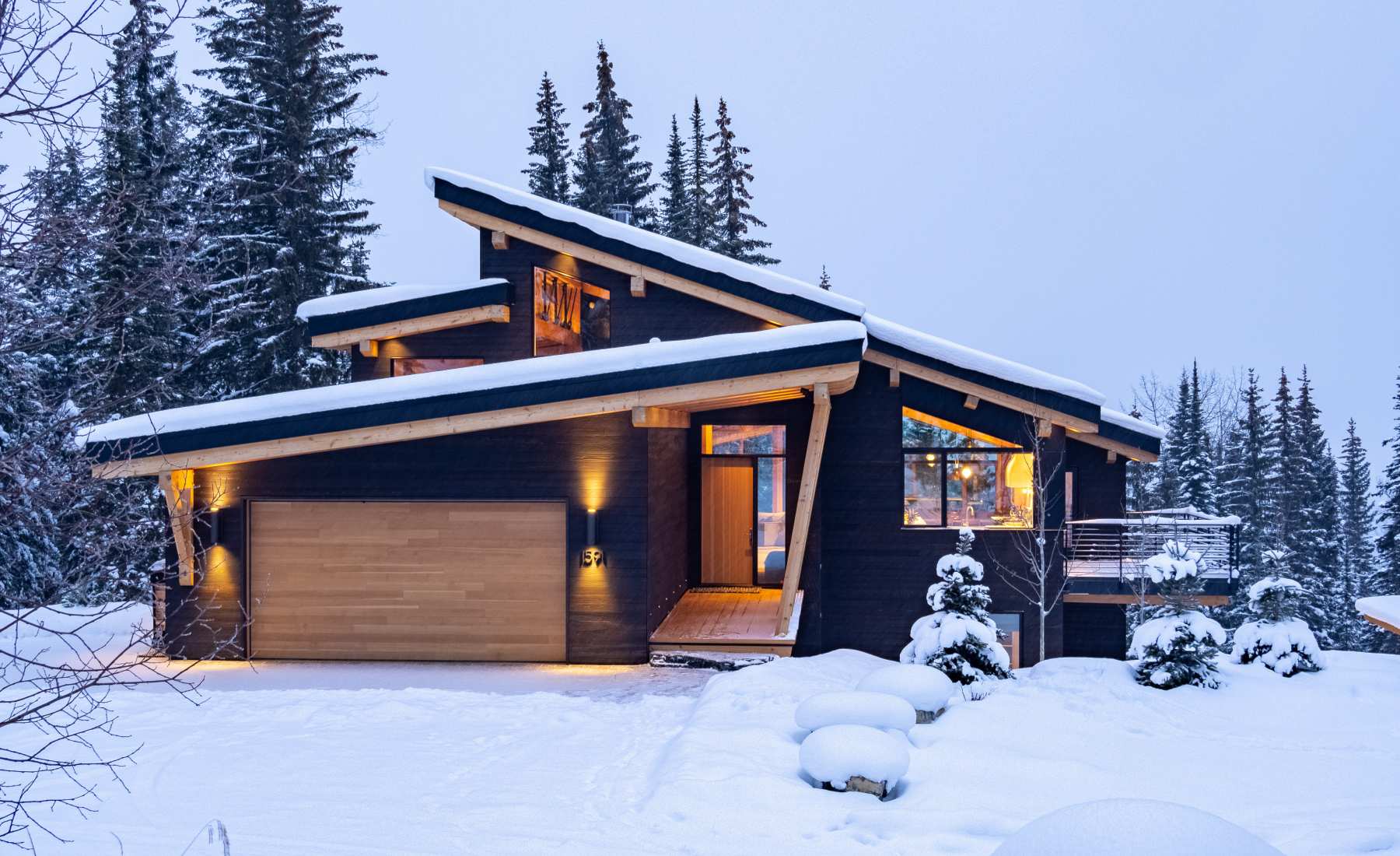 modern mountain timber frame home in the mountains bc